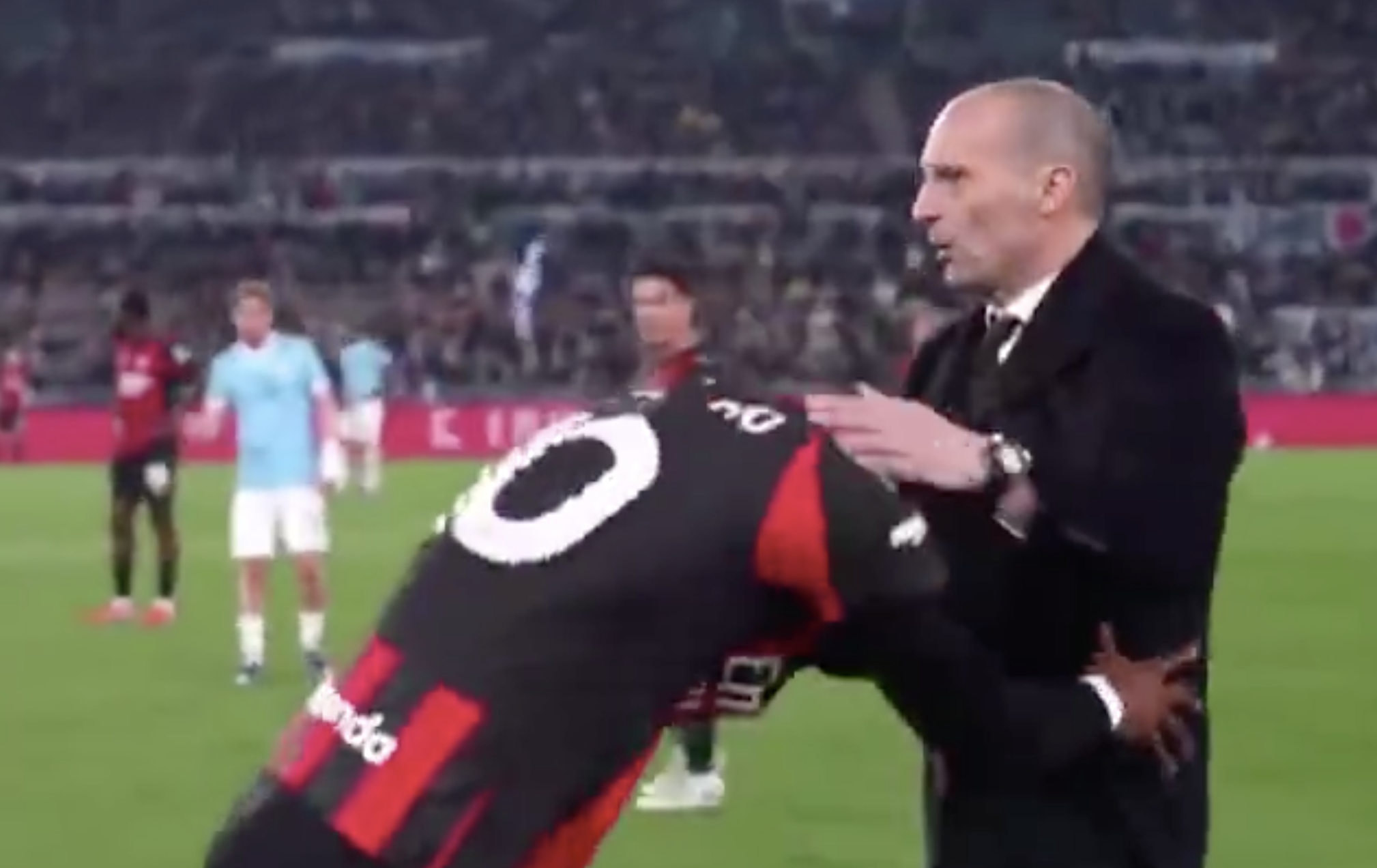 官方网站-7000万巨星被换下后怒推囧叔！AC米兰内讧曝光 耻辱0-1+差榜首8分